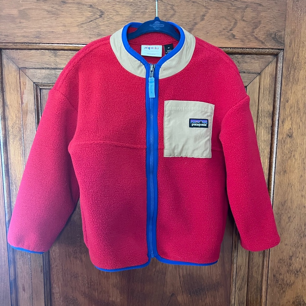 NWT Baby/Toddler Patagonia Synchilla Fleece - 4T